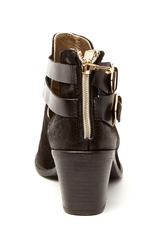 BOOTS ANN TUIL LEWIS