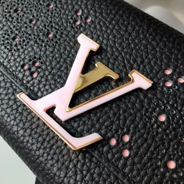 Capucines Wallet M62556 Black