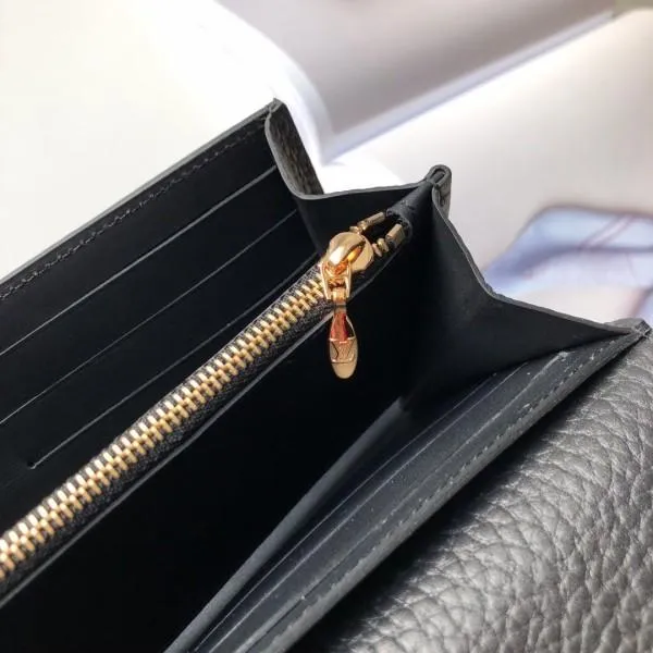 Capucines Wallet M62556 Black