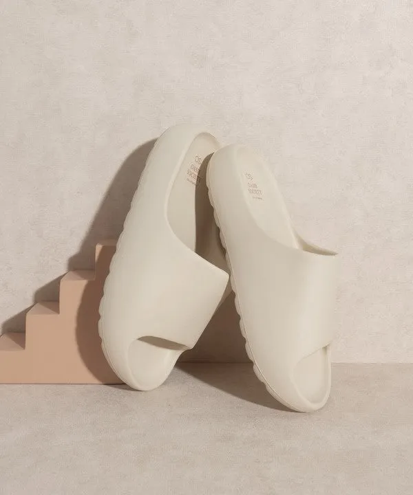 Cloud Light Comfort Slides