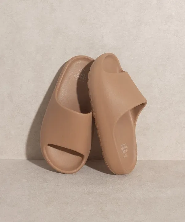 Cloud Light Comfort Slides