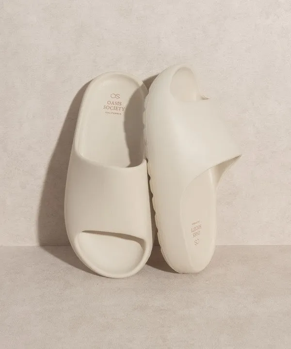 Cloud Light Comfort Slides