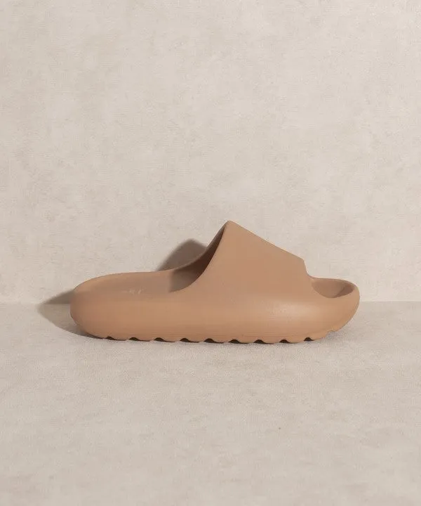 Cloud Light Comfort Slides