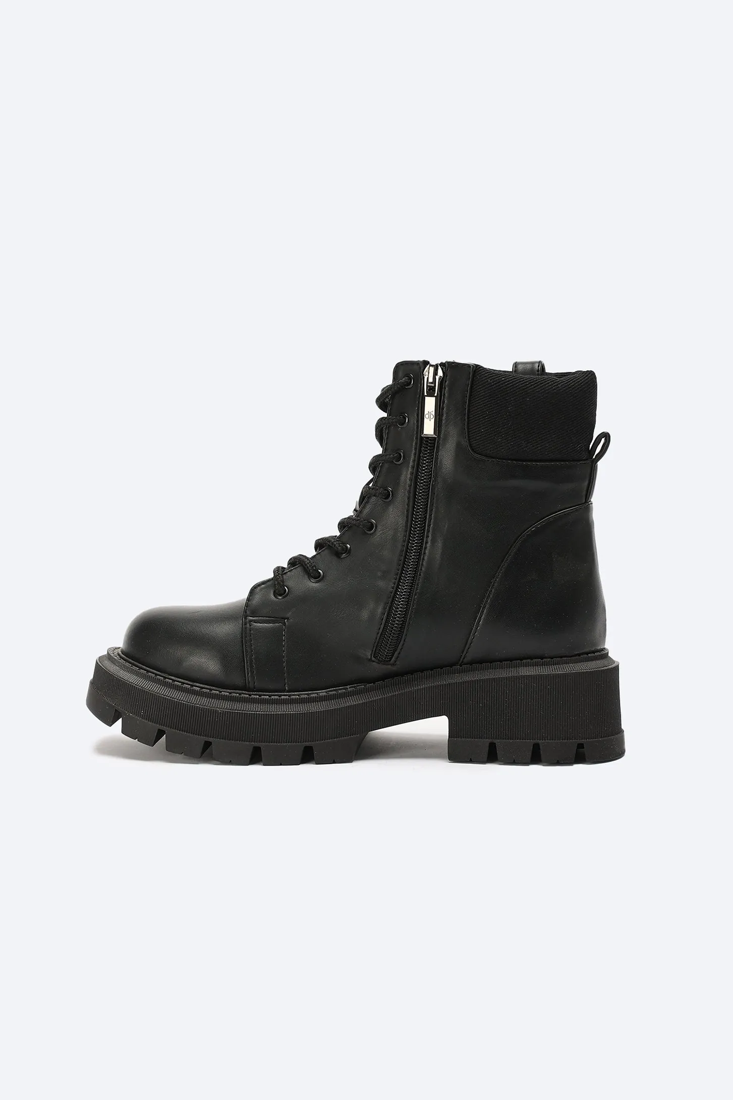 EASE ANKLE BOOTS - BLACK