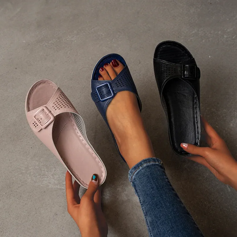 Women Closed Toe Flat Casual Beach Slippers